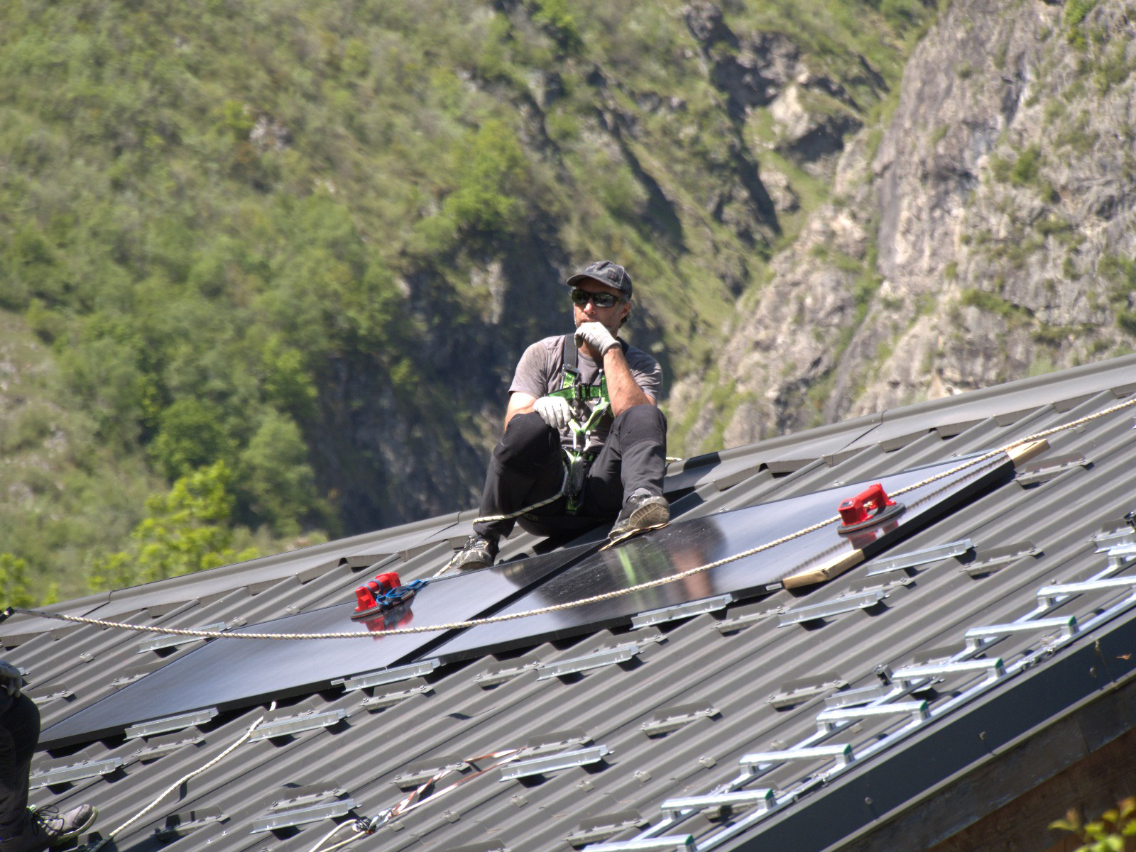 panneaux-photovoltaiques L’autoconsommation solaire : un choix intelligent, durable et accessible
