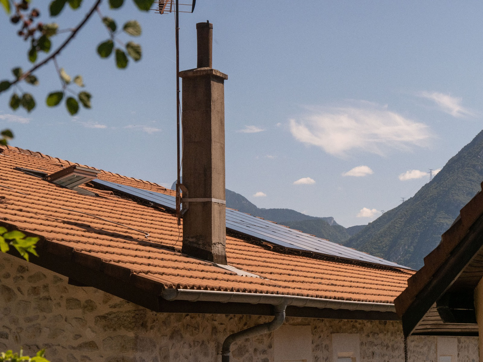Autoconsommation solaire : combien pouvez-vous vraiment économiser à Grenoble ?